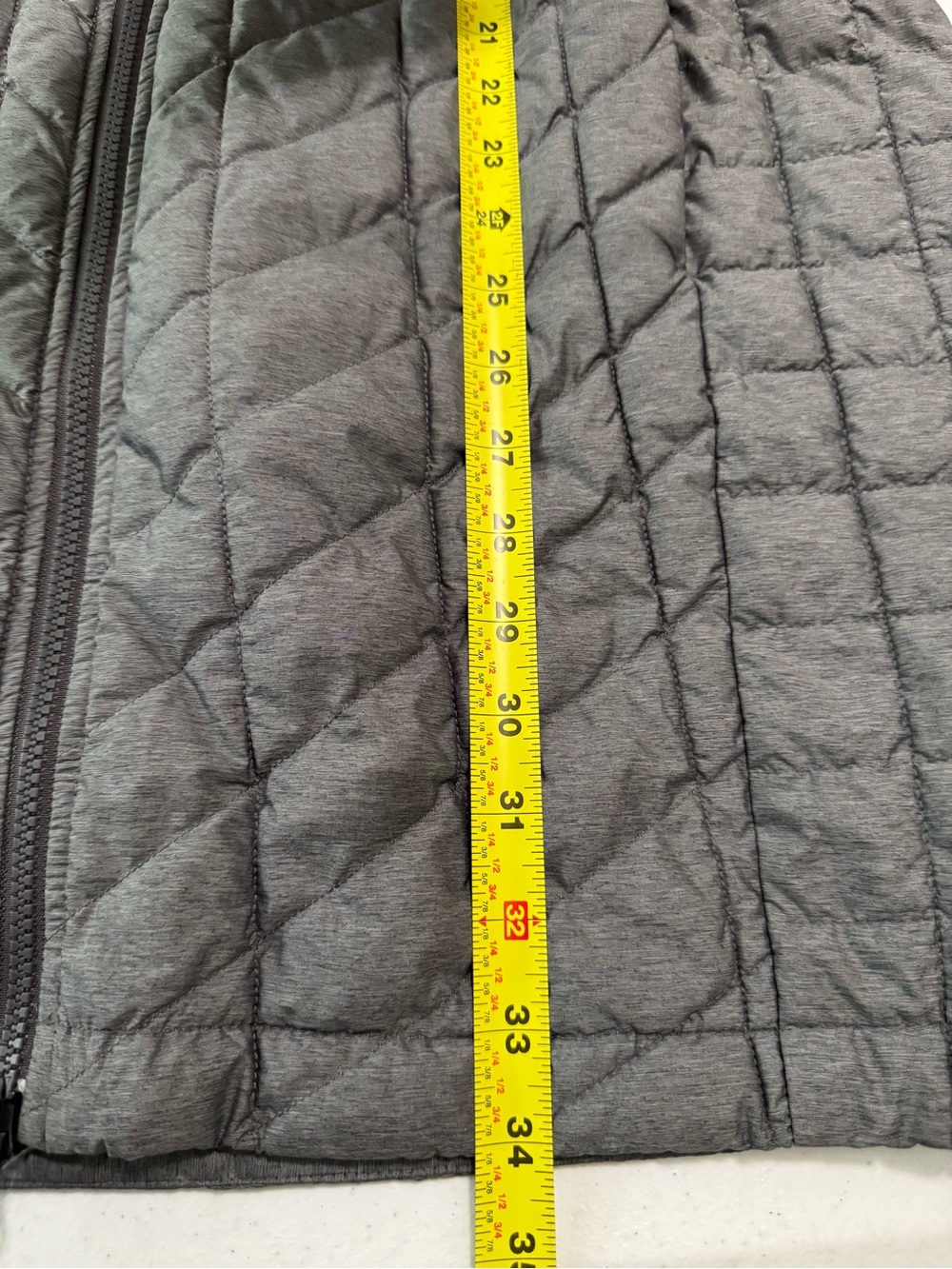 The North Face Thermoball Hooded Parka Gray Large - Picture 14 of 16